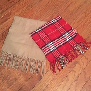2 scarfs for the price of one!
