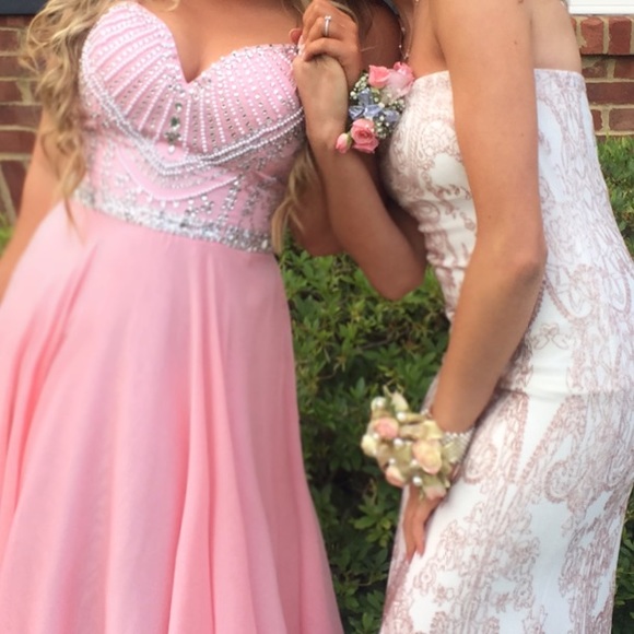 SHERRI HILL PROM DRESS LIGHT PINK - Picture 2 of 2