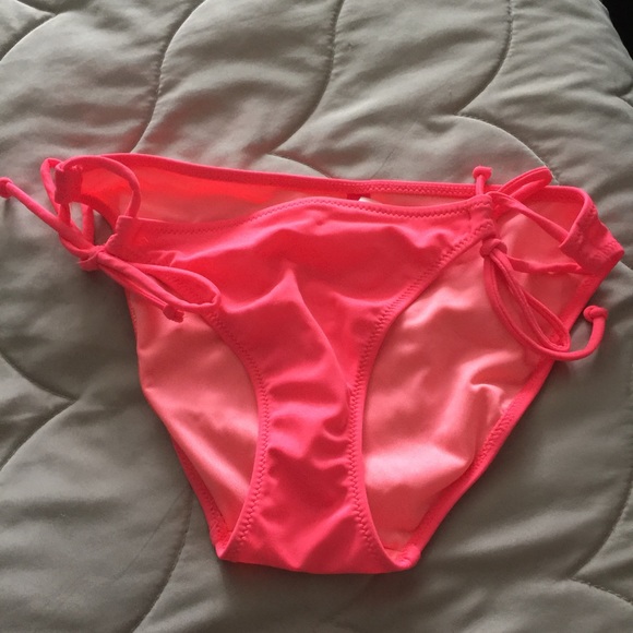 Victoria Secret bikini