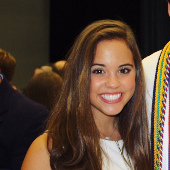 Meet your Posher, Sarahlane