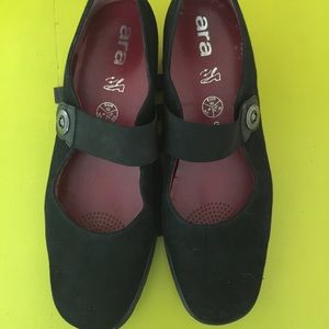 Black nubuck wedges EU42