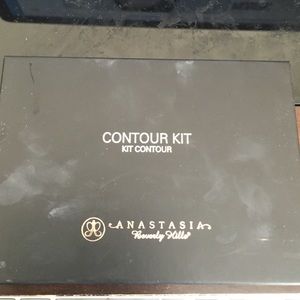 Anastasia Beverly Hills - Contour Kit