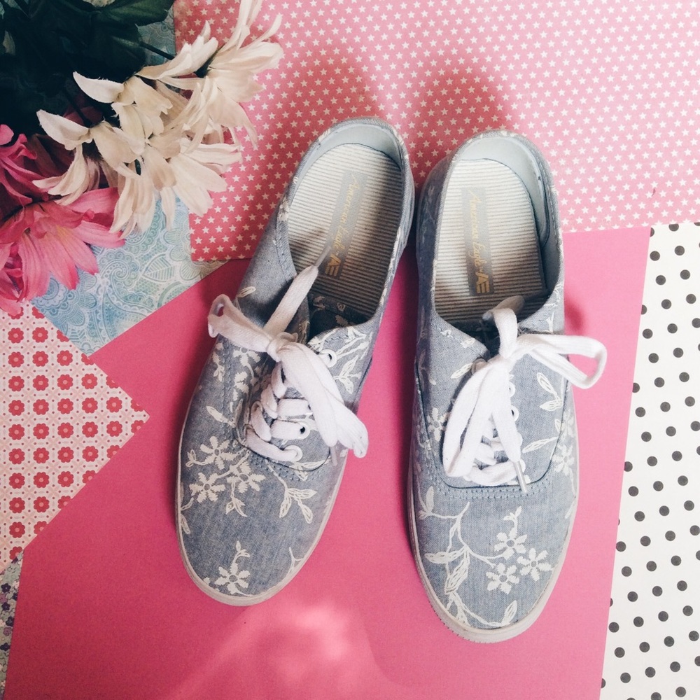 Women's baby blue converse sneakers