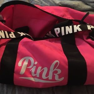 PINK Dufflebag