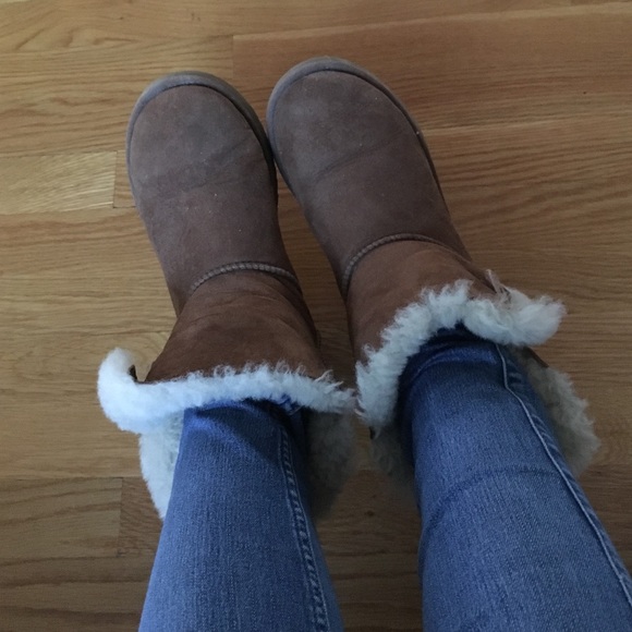 Bailey Button Uggs