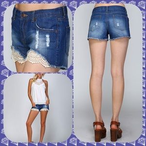 {LAST 1} NWT Beaut lace embellished denim shorts