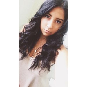 Meet your Posher, Esmeralda