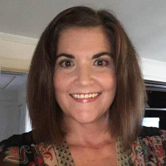 Meet your Posher, Cecilia - Picture 1 of 1