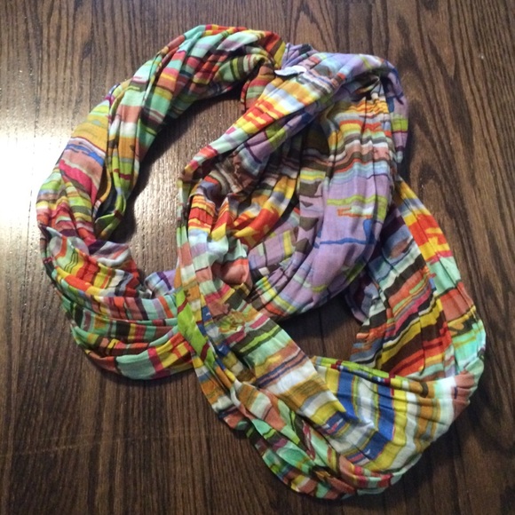 Lulla multicolored infinity scarf - Picture 1 of 1