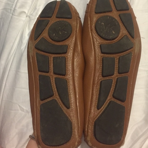 MICHEAL KORS FLATS - Picture 3 of 3