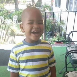 Meet your Posher, Joya