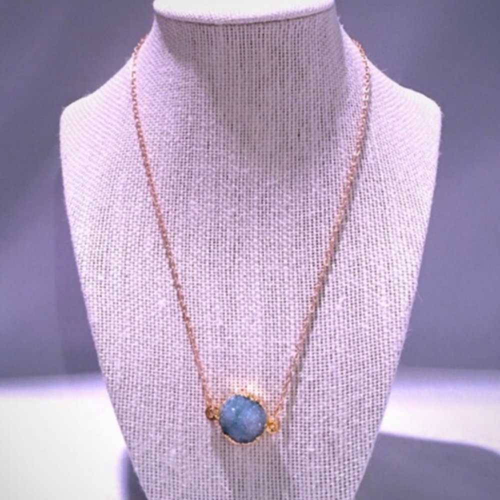 LAST ONE //Druzy Necklace - Picture 4 of 4
