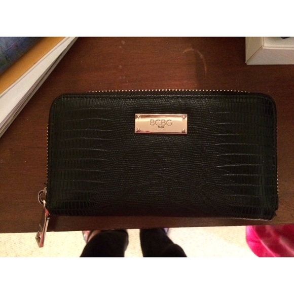 BCBG Wallet