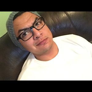 Meet your Posher, Luis