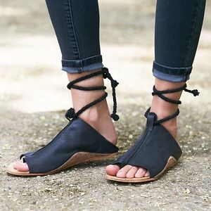 Free People Cherry Valley sandals!!