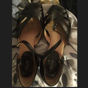 SoftSpots Peep Toe Shoes **FINAL PRICE**