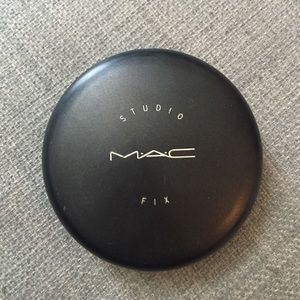 MAC studio fix NC45