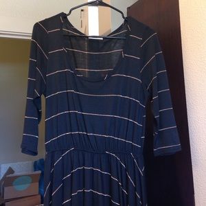 Black & gold 3/4 sleeve dress Black & gold 3/4 sleeve dress