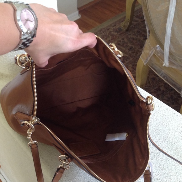 100% Authentic Coach Handbag - Picture 3 of 3