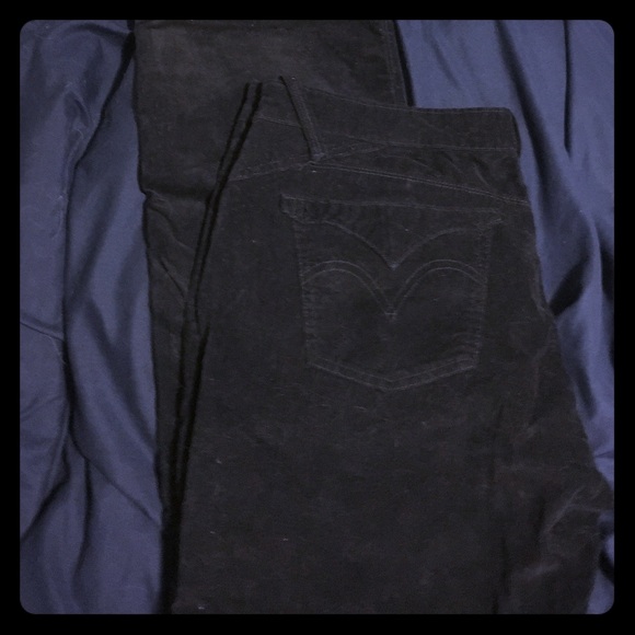 Levis black cords
