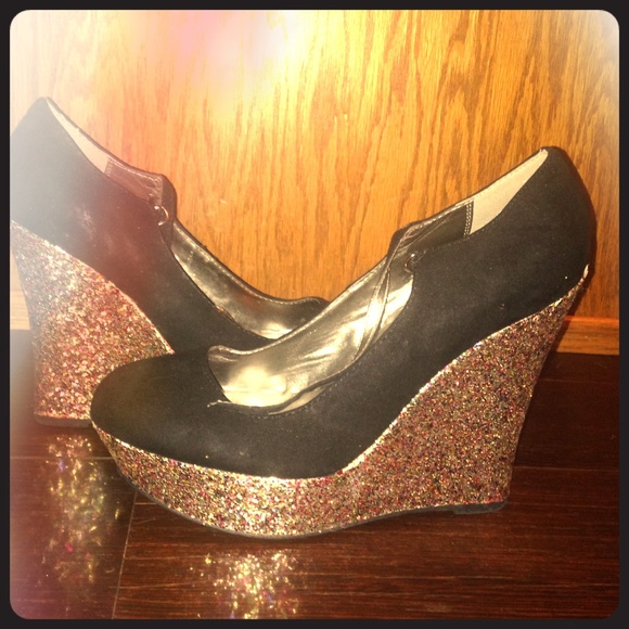 Guess sparkle platforms - Picture 1 of 3