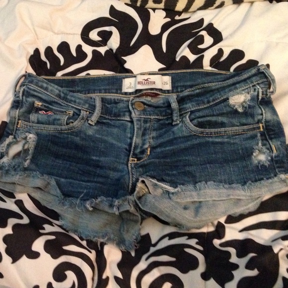 Hollister Jean short