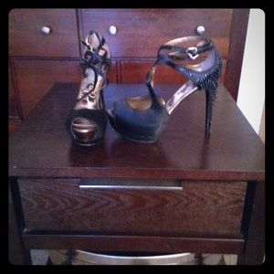 Sam Edelman pumps