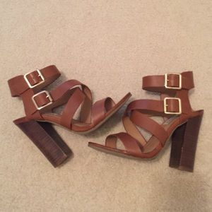 Steve Madden brown sandals