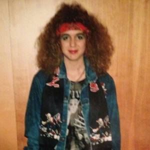 Meet your Posher, Thea