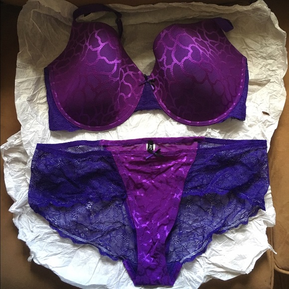 AdoreMe Purple snake skin 42G bra & Panties XXXL.