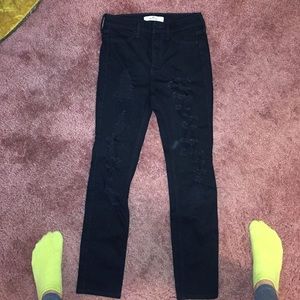 Hollister black crop skinny jeans with holes!