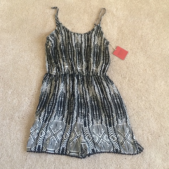 Cute lightweight romper perfect for summer!