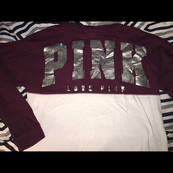 VS PINK Varsity Crew! ❤️