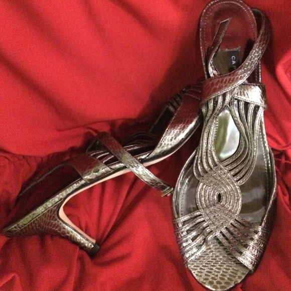 Sandals - Picture 2 of 2