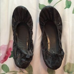 Black Snake Skin Flats