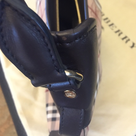 Burberry Haymarket check hobo bag - Picture 3 of 4