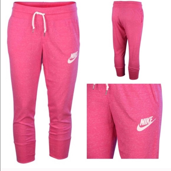 Nike Vintage Capri