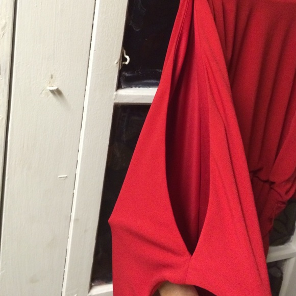 Red mini dress - Picture 3 of 3