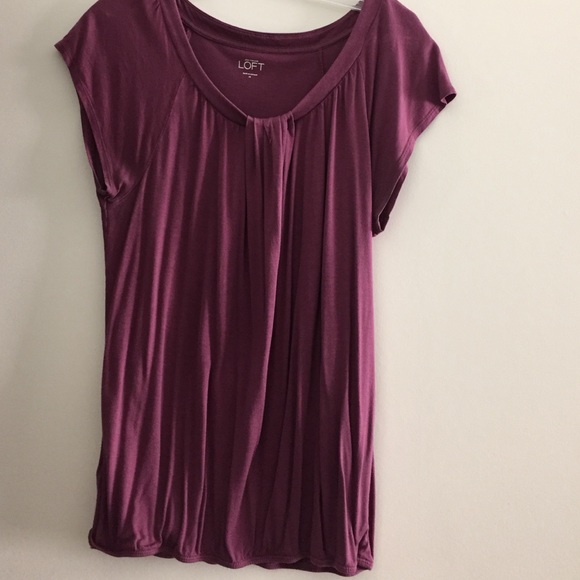 LOFT Tops - LOFT medium cotton tee in magenta pink medium size