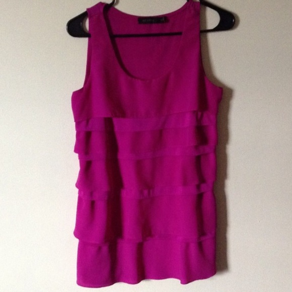 Dressy pink tank top 💗💗💗