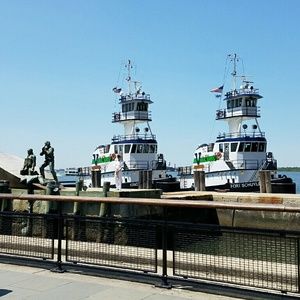 Meet your Posher, Alton