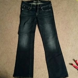 American eagle favorite boyfriend jeans