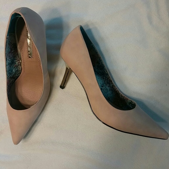 Suite Blanco Shoes - Suite Blanco pumps