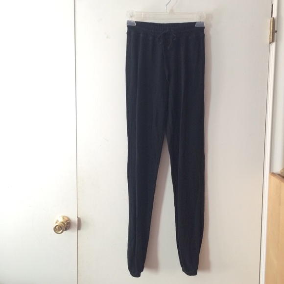 Brandy Melville Black Julian Sweatpants Joggers