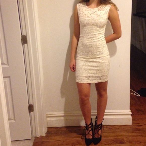 Poof over lace dress