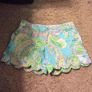 Lilly Pulitzer Buttercup Shorts size 2