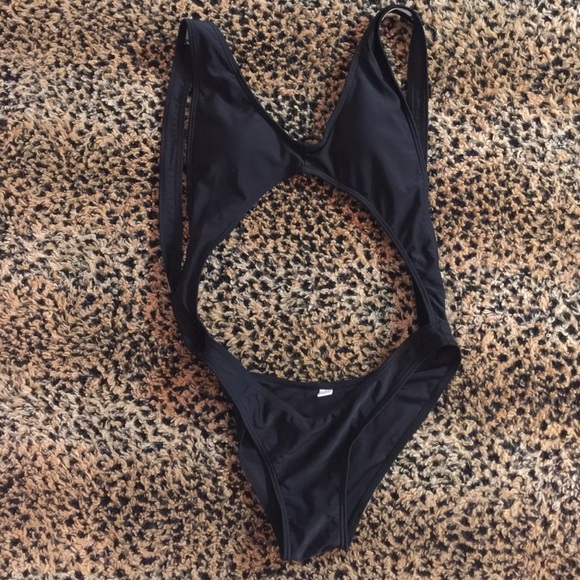 Bathing suit