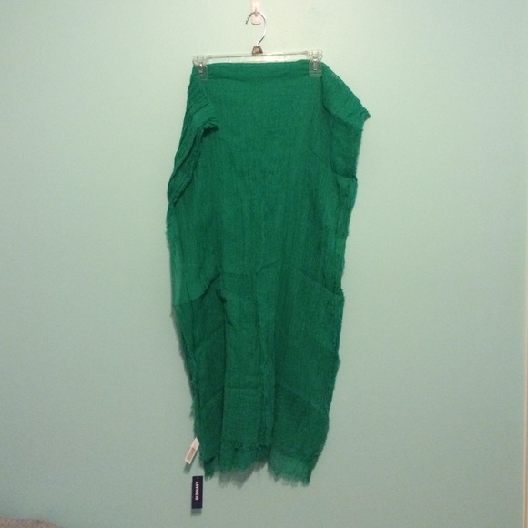 Green Scarf