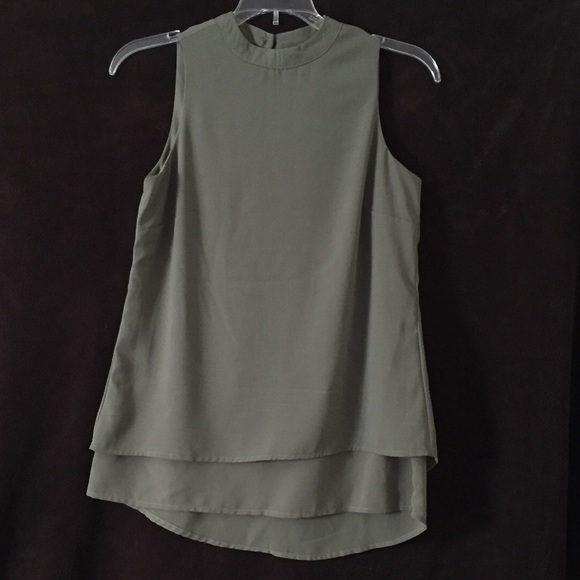 Forest green sleeve less top