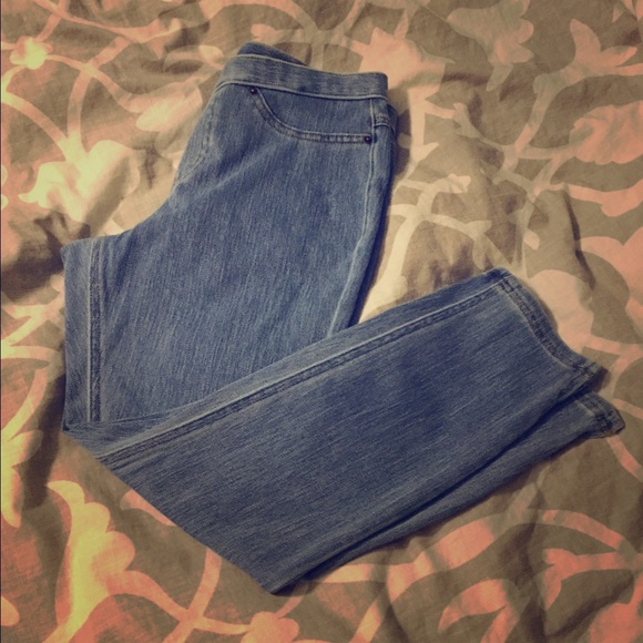 HUE capris